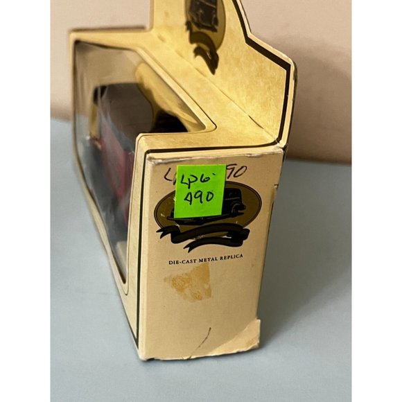 LLEDO 1/64 Diecast 1920 Ford Model T Van Truck Albert Dock liverpool England - Picture 5 of 9